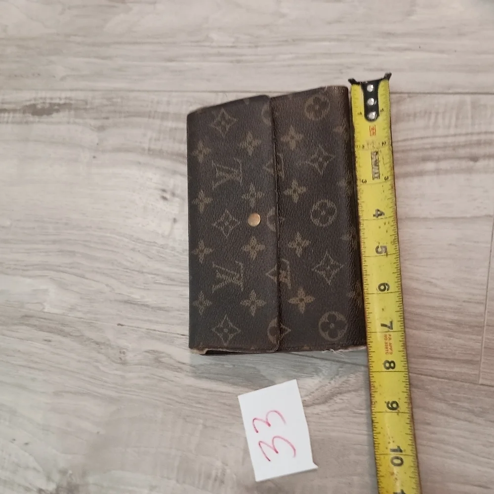 Louis Vuitton Monogram Pochette Passport Trifold Wallet